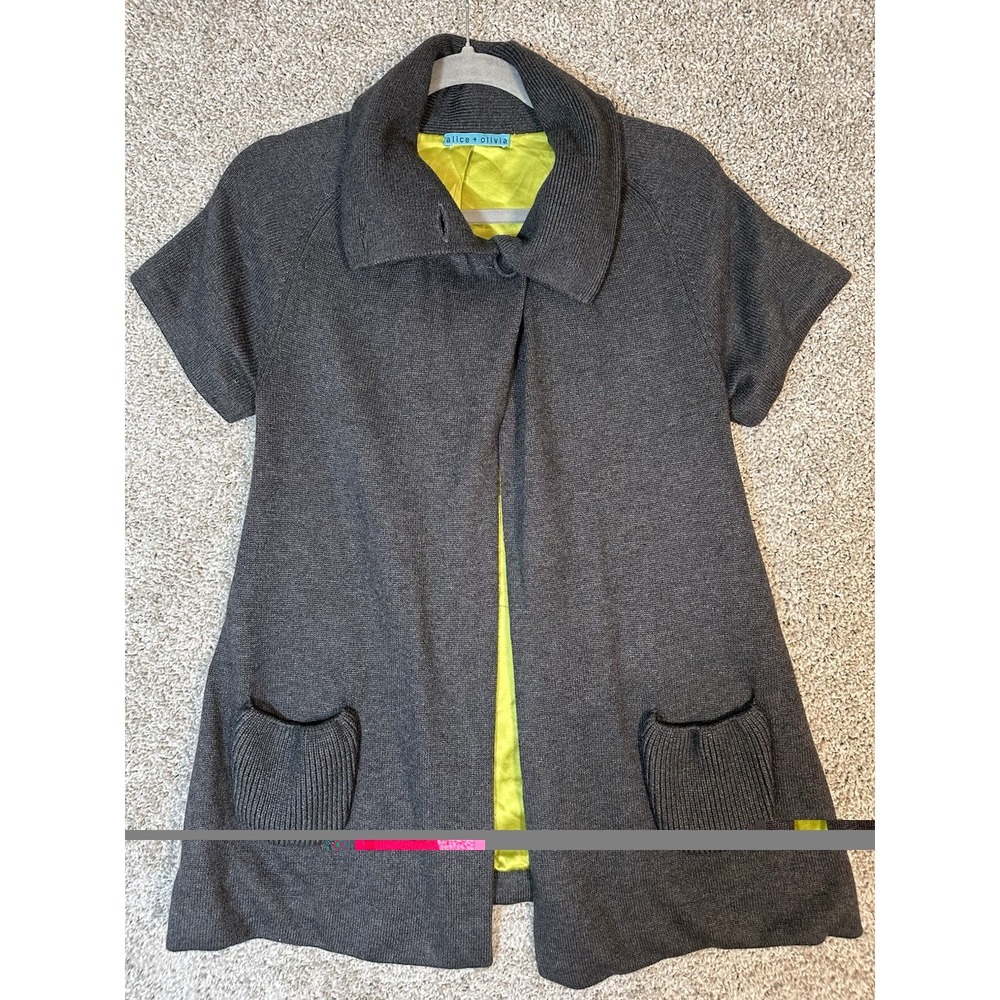 Alice + Olivia Gray Short Sleeve SweaterKnit Coat Jacket Angora Cashmere Blend M